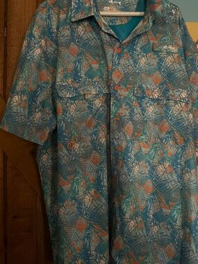 Casual Short-Sleeve Button-Down Shirt - Teal & Orange Abstract